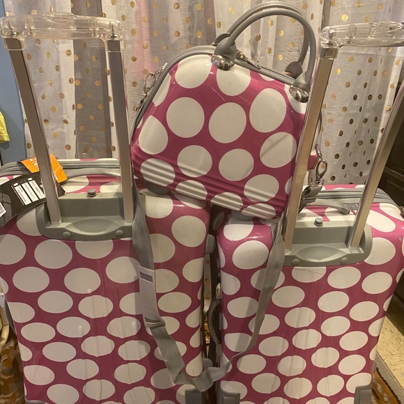 Travel Luggage Set - Picture 2 of 6